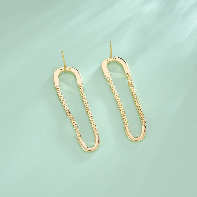 European And American Vintage Classic Metal Earrings