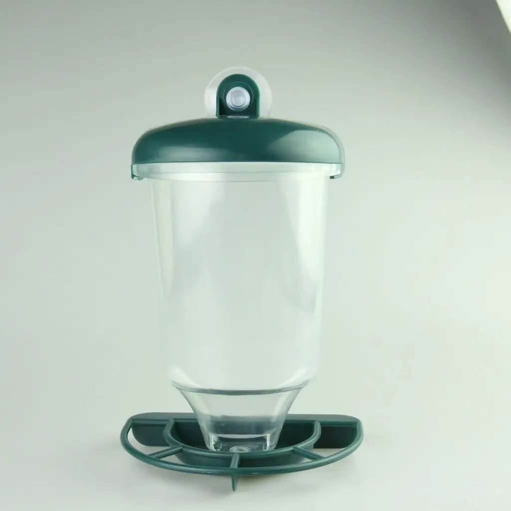 Transparent Plastic Suspension Type Automatic Bird Feeder