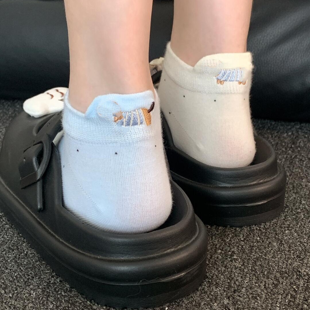 New Spring And Summer Polka Dot Mesh Tab Socks With Exquisite Dachshund Embroidery, Fresh Style Low-cut No-show Ankle Socks For Students And Women