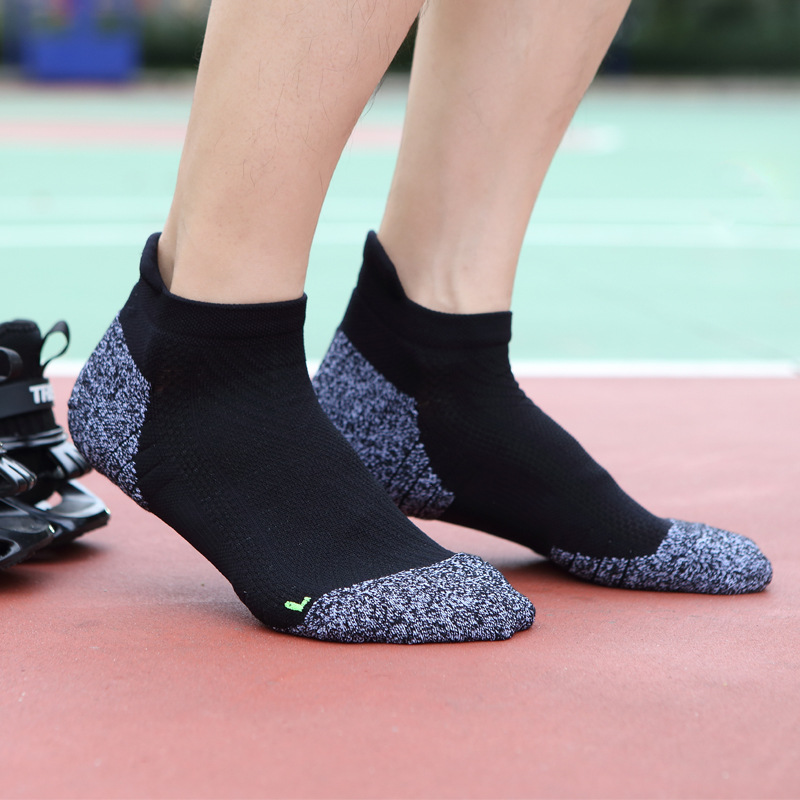 Breathable Sweat-wicking Non-slip Professional Running Socks