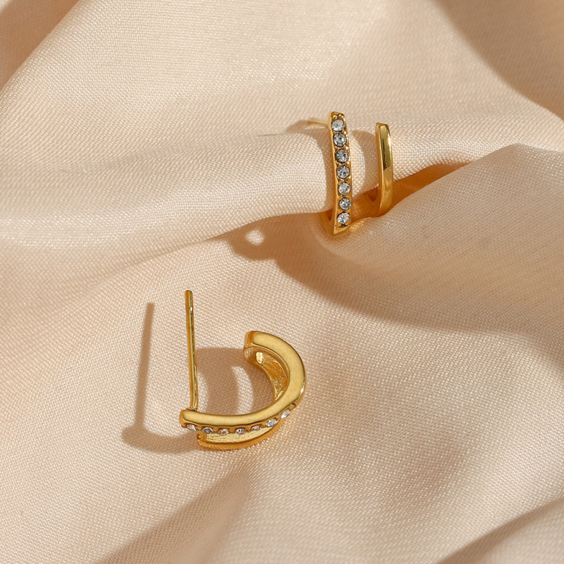 Women's Fashion Zircon Stud Earrings