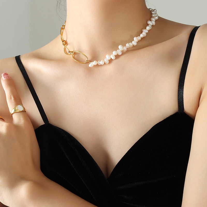 Oval Freshwater Pearl Titanium Steel Geometric Chain Stitching Necklace