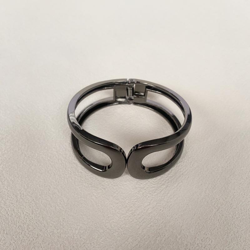 Hollow Zinc Alloy Gold Bracelet For Women, European American Exaggerated Style, Anti fade,... thumbnail 4