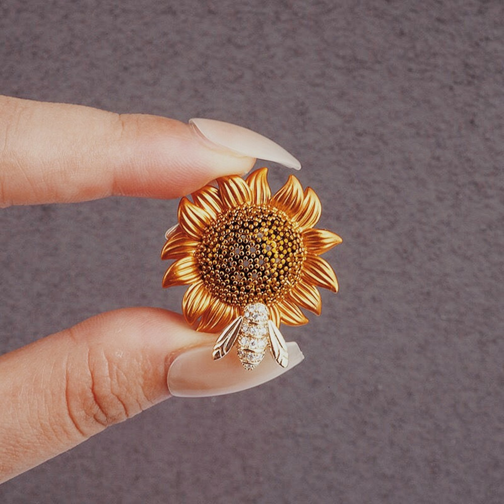 Stylish Sunflower Beatable Bee Zircon Brooch