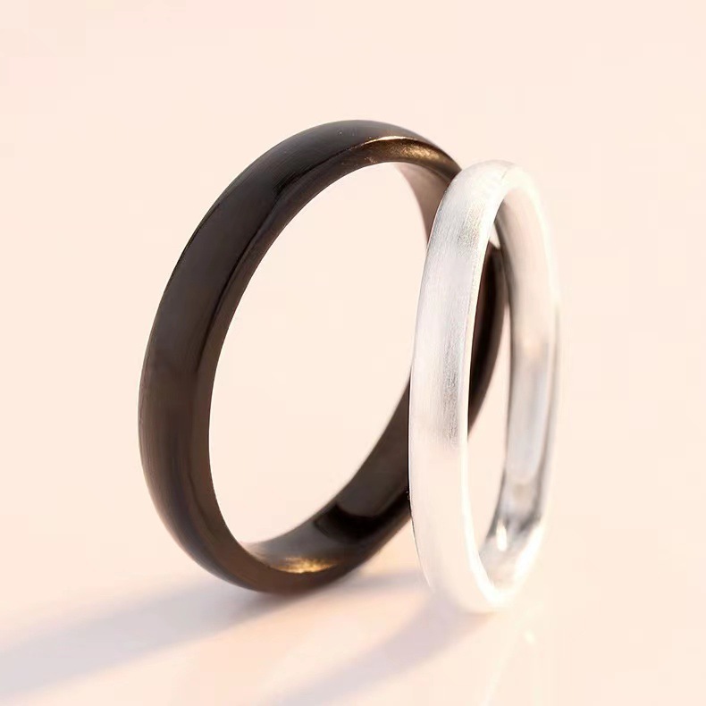 Title 3, Silver Live Mouth Ring Intertvined Love Couple