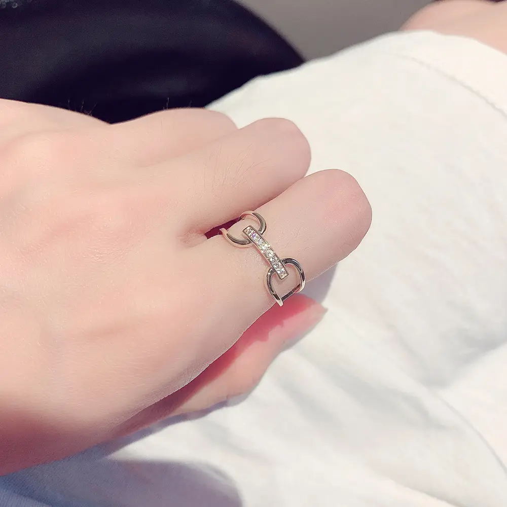 Women's Light Luxury Personality Geometric Ring With Diamonds