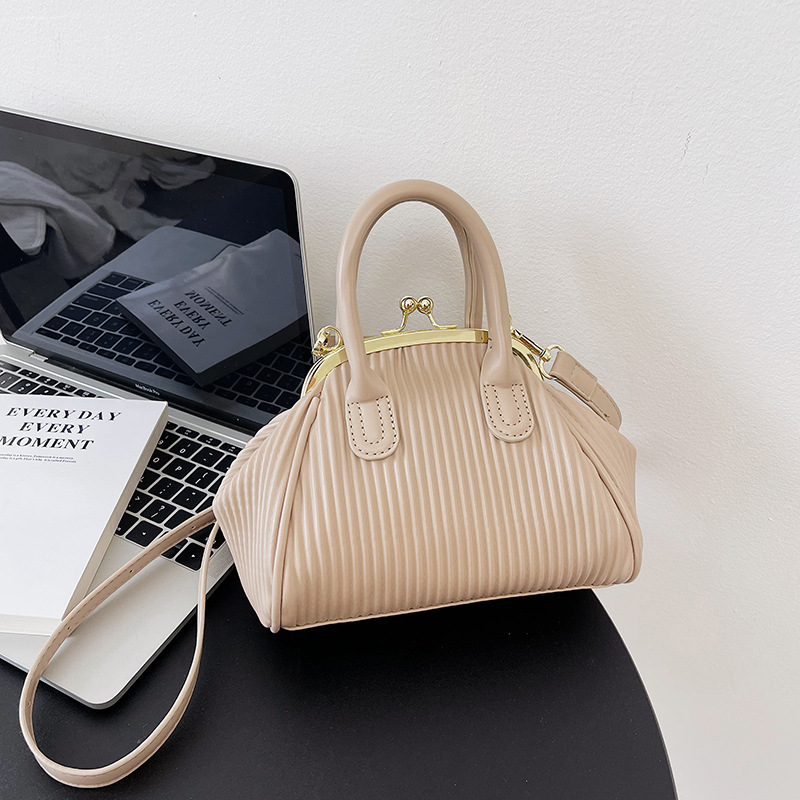 Women's New Fashion Popular Vertical Stripe Handbag Fashion Versatile