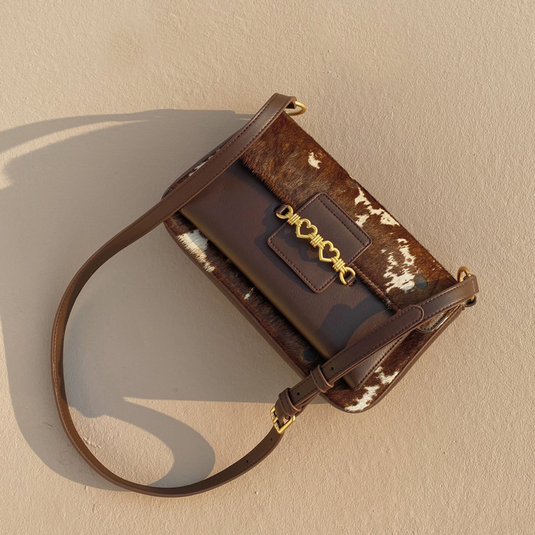 Title 7, Vintage Baguette Crossbody Tasche aus echtem Ro...