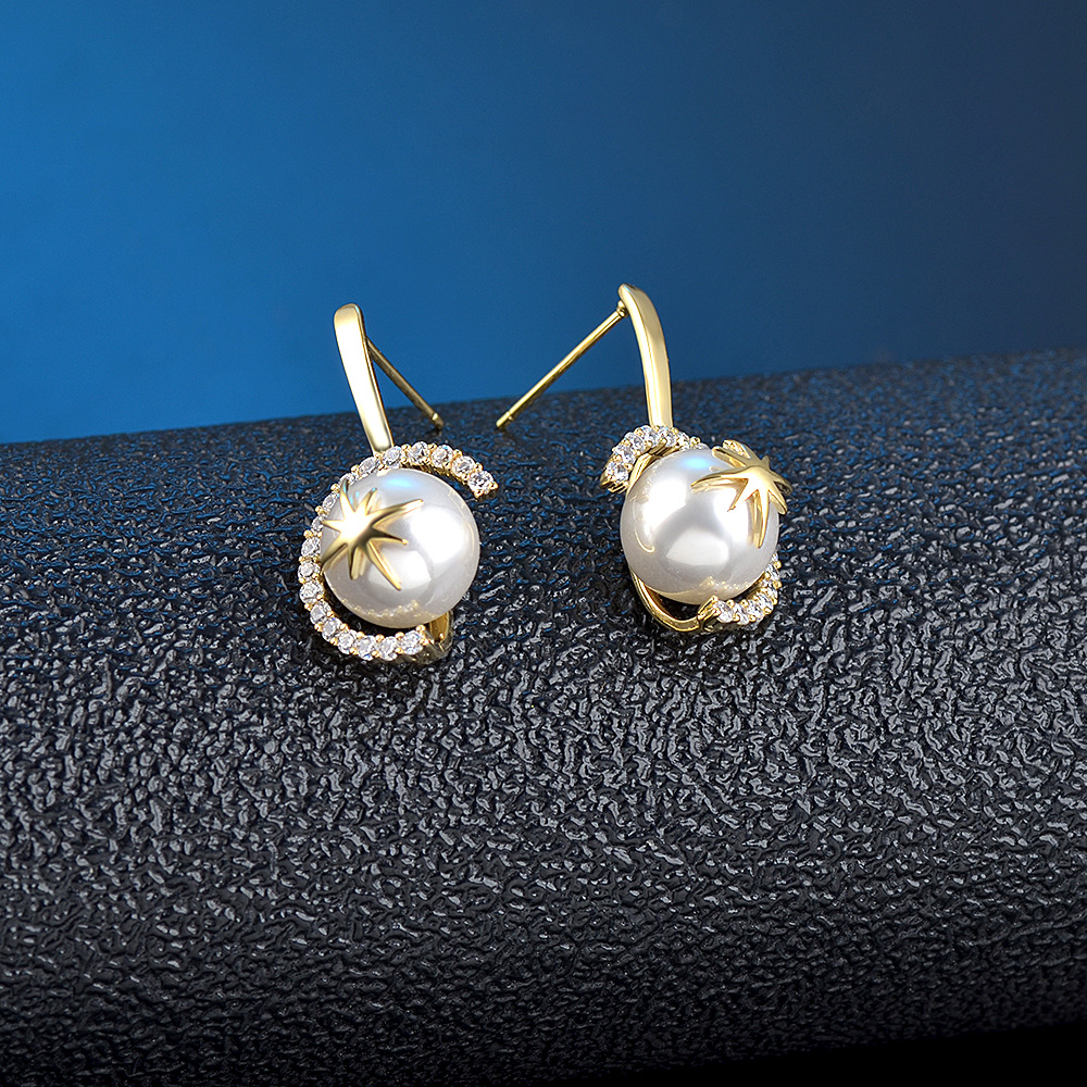Temperament Pearl Earrings Female Creative Star Zircon Ear Jewelry