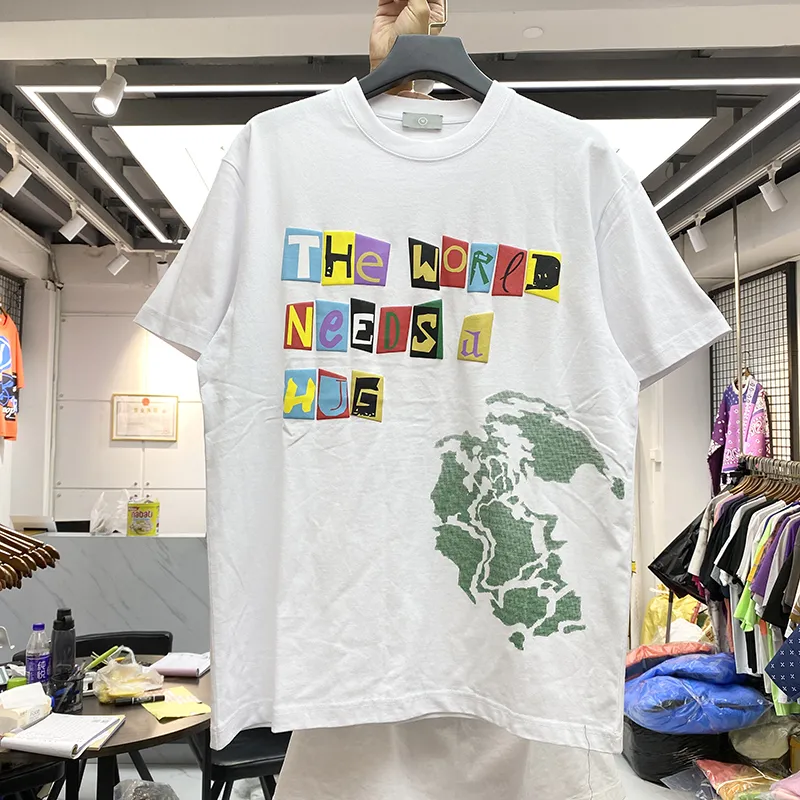 Colored Foam Letter Earth Block Printing Men's And Women's Loose Casual Style Short Sleeves - Red
