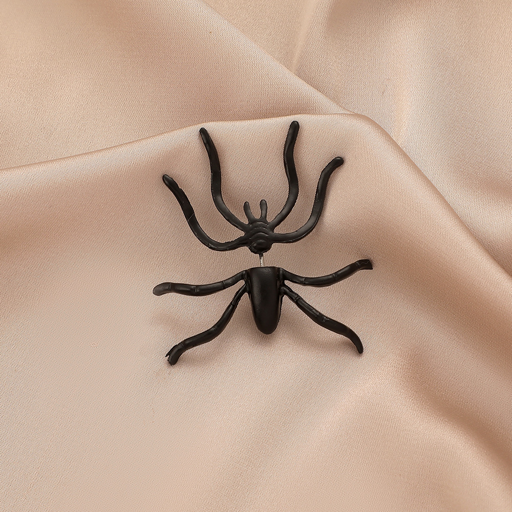 Creative Three-dimensional Exaggerated Black Spider European And American Piercing Couple Earrings