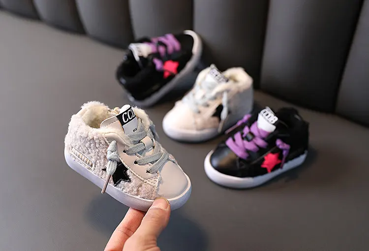 Two Cotton Sneakers Plus Velvet Padded Girls White Shoes