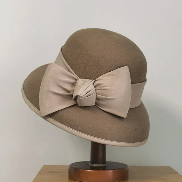 Woolen Women's Vintage Hepburn Satin Big Bow Decoration Khaki - Shop at LoveMi