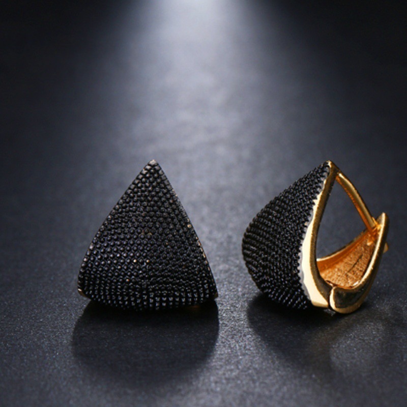 Simple Small Geometric Triangle Stud Earrings