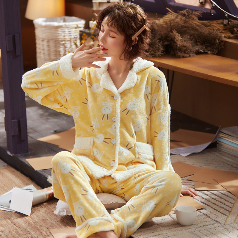 Long-sleeved Plus Size Flannel Home Wear Warm Autumn And Winter Sets