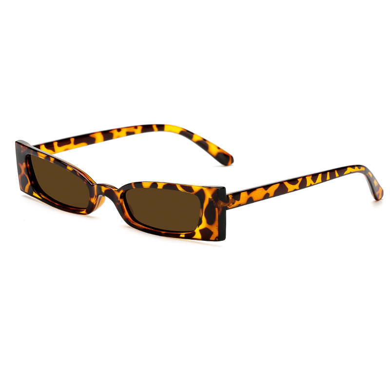 Title 4, Kleine quadratische Retro-Sonnenbrille für eine...