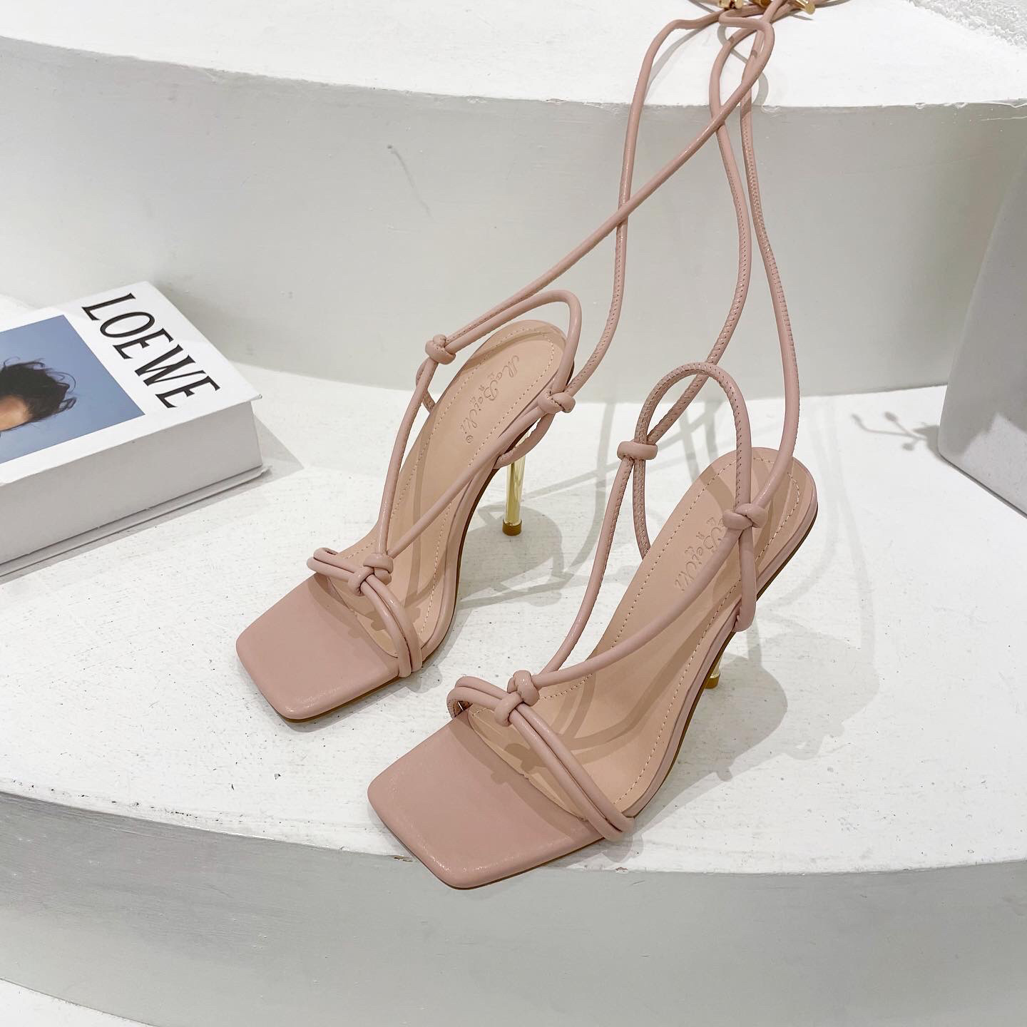 New Lace-up Roman Sandals