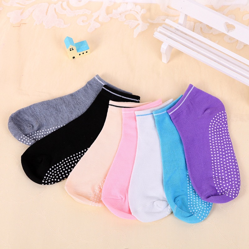 Title 2, Pure color massage floor socks casual ladies