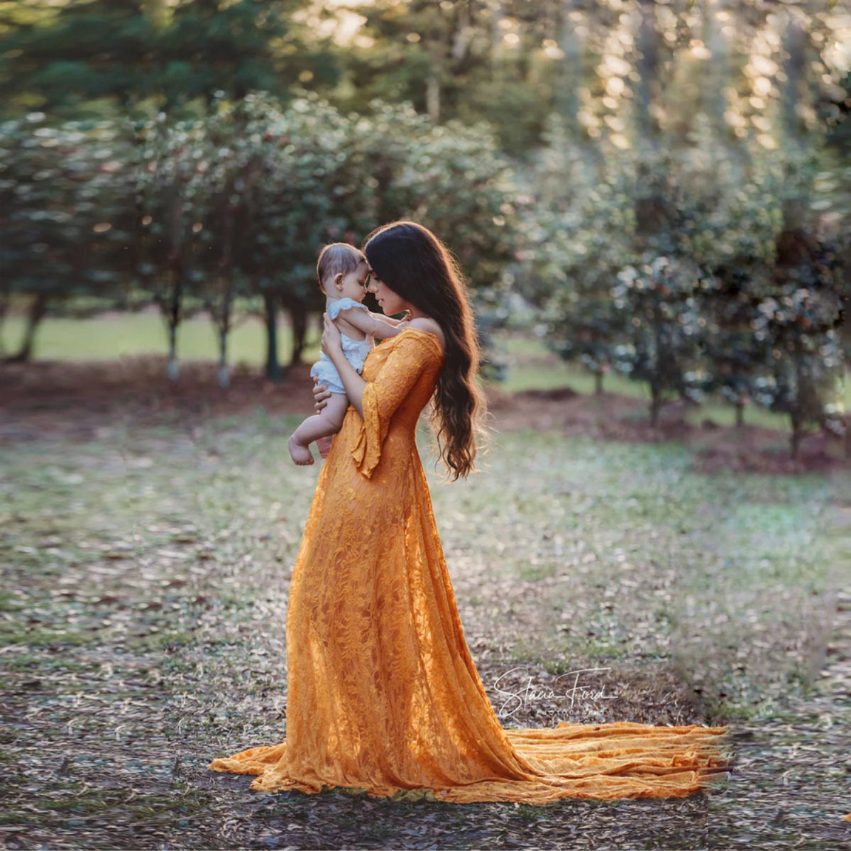 Lace Super Long Tail Fluttering One-piece Dress For Pregnant Women