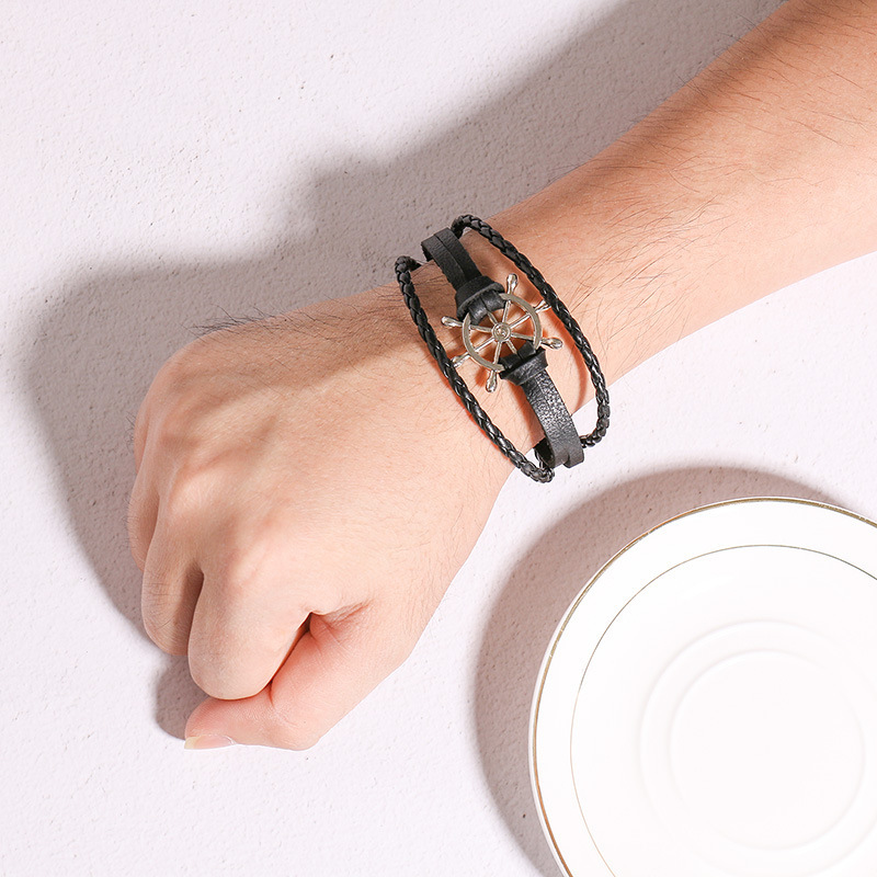 Title 2, Alloy Buckle Rudder Leather Bracelet Black