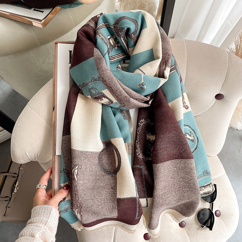 New Cashmere Mid-length Print Women Sweet Tassel Shawl Scarf