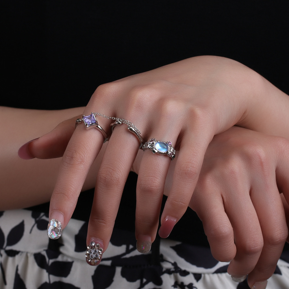 2-piece Chain Ring Cool Personality Purple Zircon Design