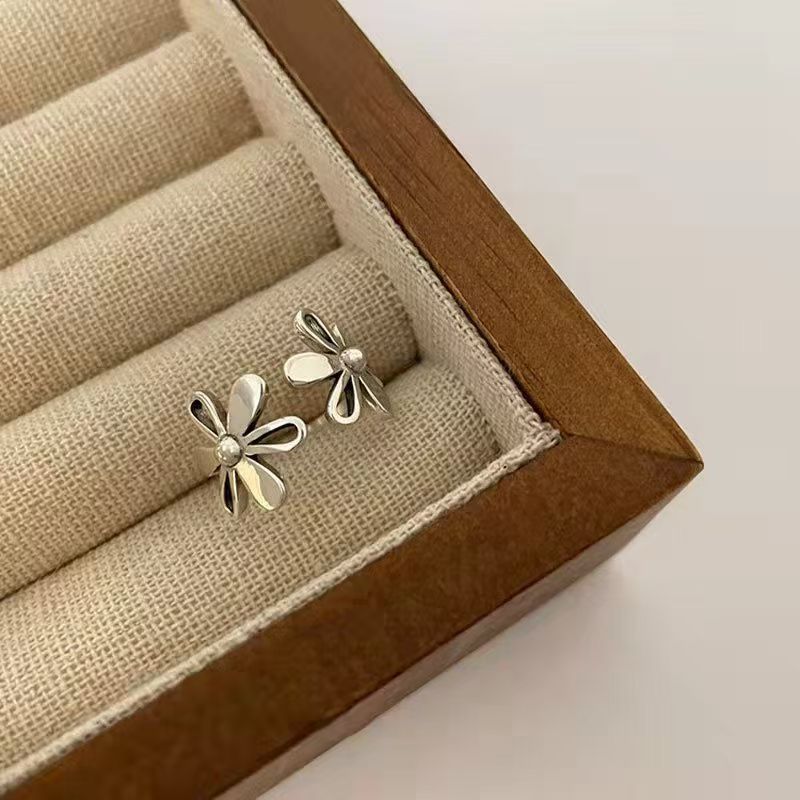 Bohemian Hollow Flower Stainless Steel Ring, Eco-friendly Material, Color Retention, Women's Fashion Jewelry, Personalized All-match & Exaggerated Style