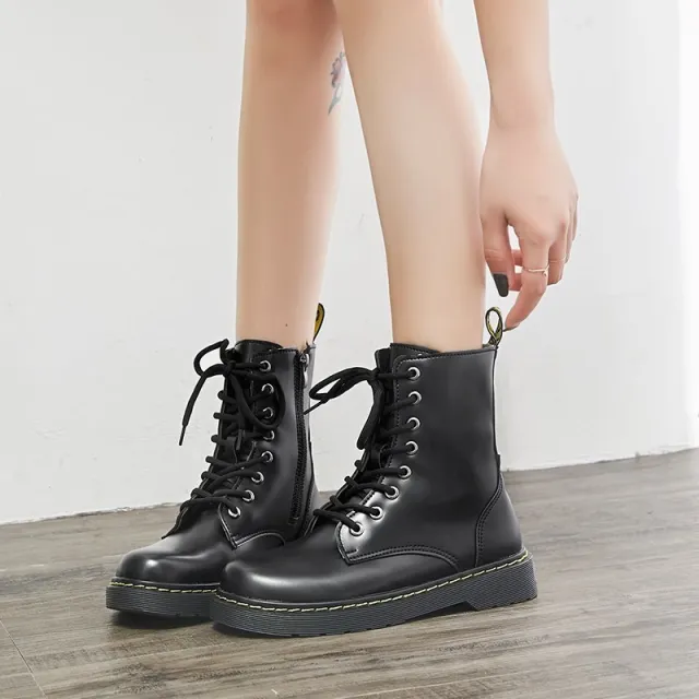 British Classic Tooling Martin Boots Black - Shop at LoveMi