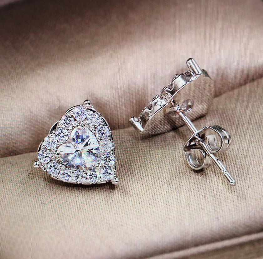 Diamond-inlaid Heart-shaped Temperament Earrings And Earrings Female
