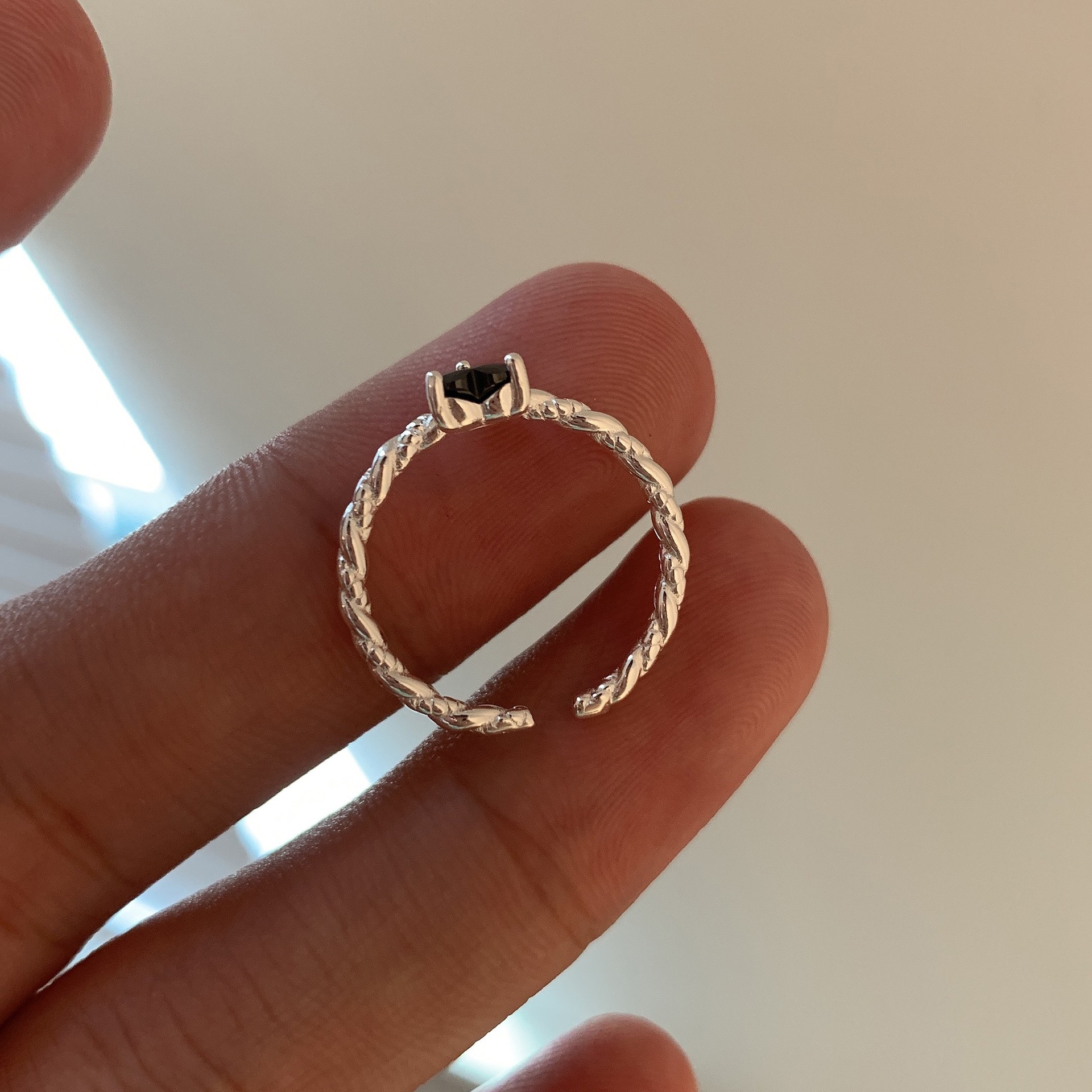 S925 Sterling Silver Black Zirconia Love Twist Ring For Women