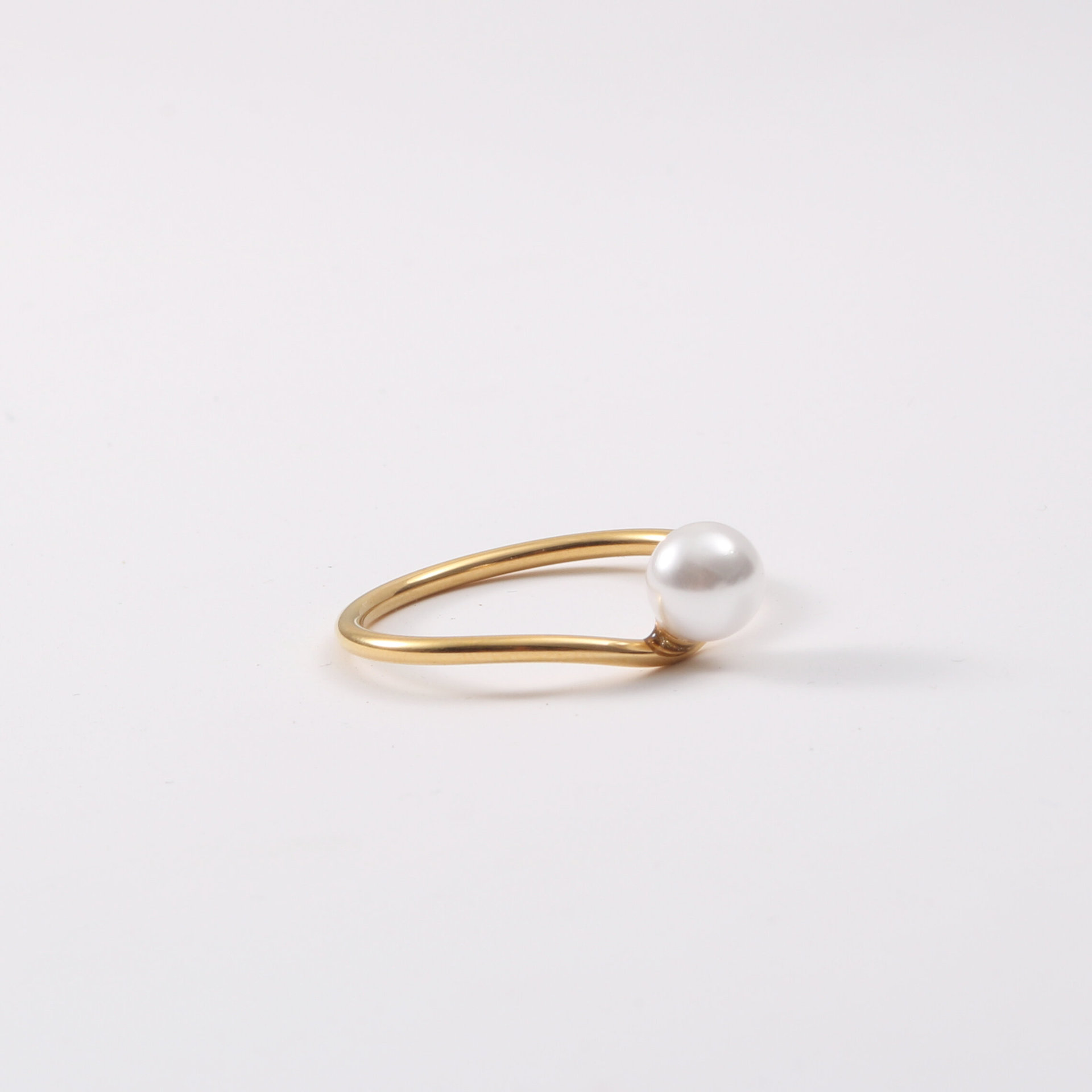 Title 4, Pearl Titanium Steel Plated 18k Gold Ring