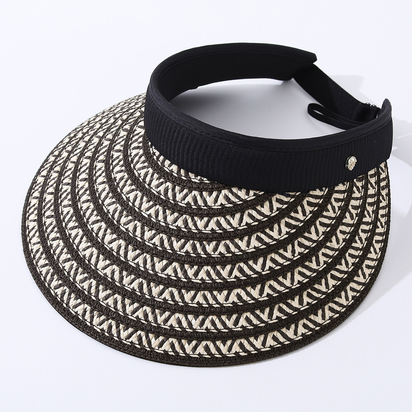 The Color-blocking Texture Foldable Large Brim Face Cover Straw Woven Hat Is Light, Breathable, Casual And Laid-back Style. It Is An Open-top Sun Hat For Outdoor Vacation And Travel