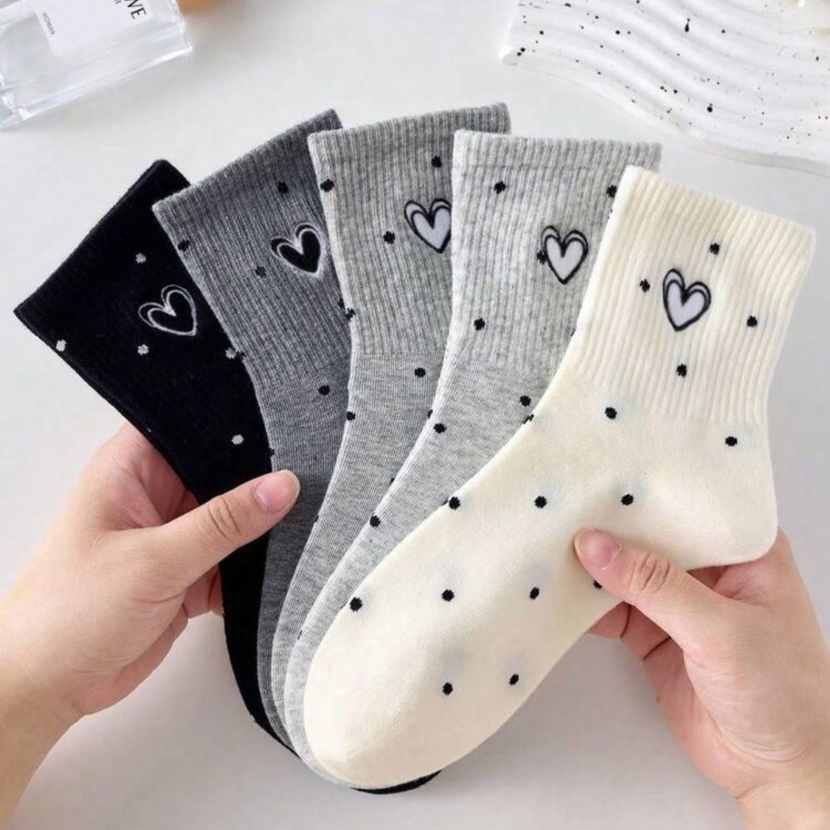 Women's Cute Heart & Polka Dot Crew Socks, Black White Gray Ribbed Knit Socks, Soft Cotton Mid-Calf Socks For Daily Wear & Preppy Style