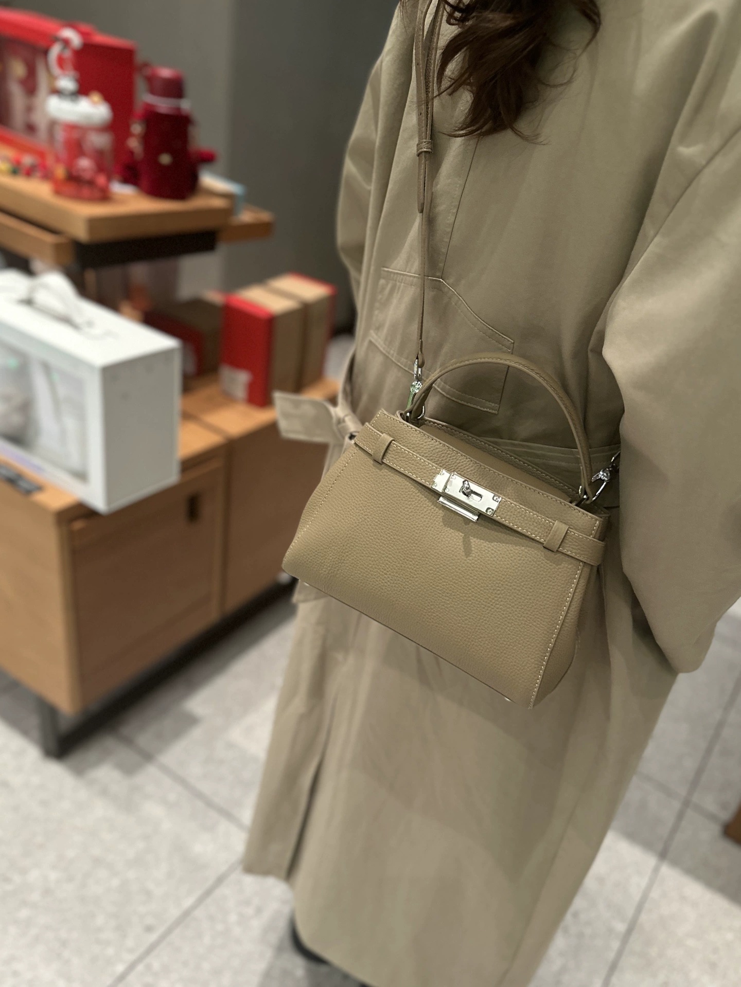 Cross-border Leather Kelly Bag 2026 New Style Simple High-End First-Layer Cowhide Small Square Bag 2