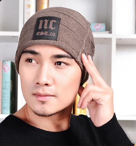 Solid Color Fashion Hat With Letters To Keep Warm