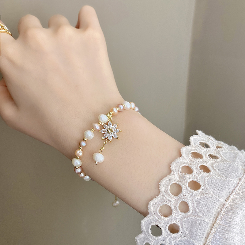 Title 5, Personality Trend Fashion Freshwater Pearl Brac...