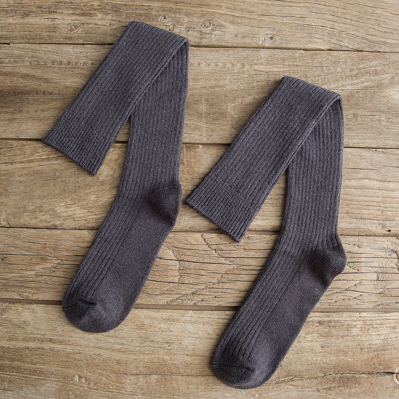 Title 5, Chaussettes longues chaudes en laine d