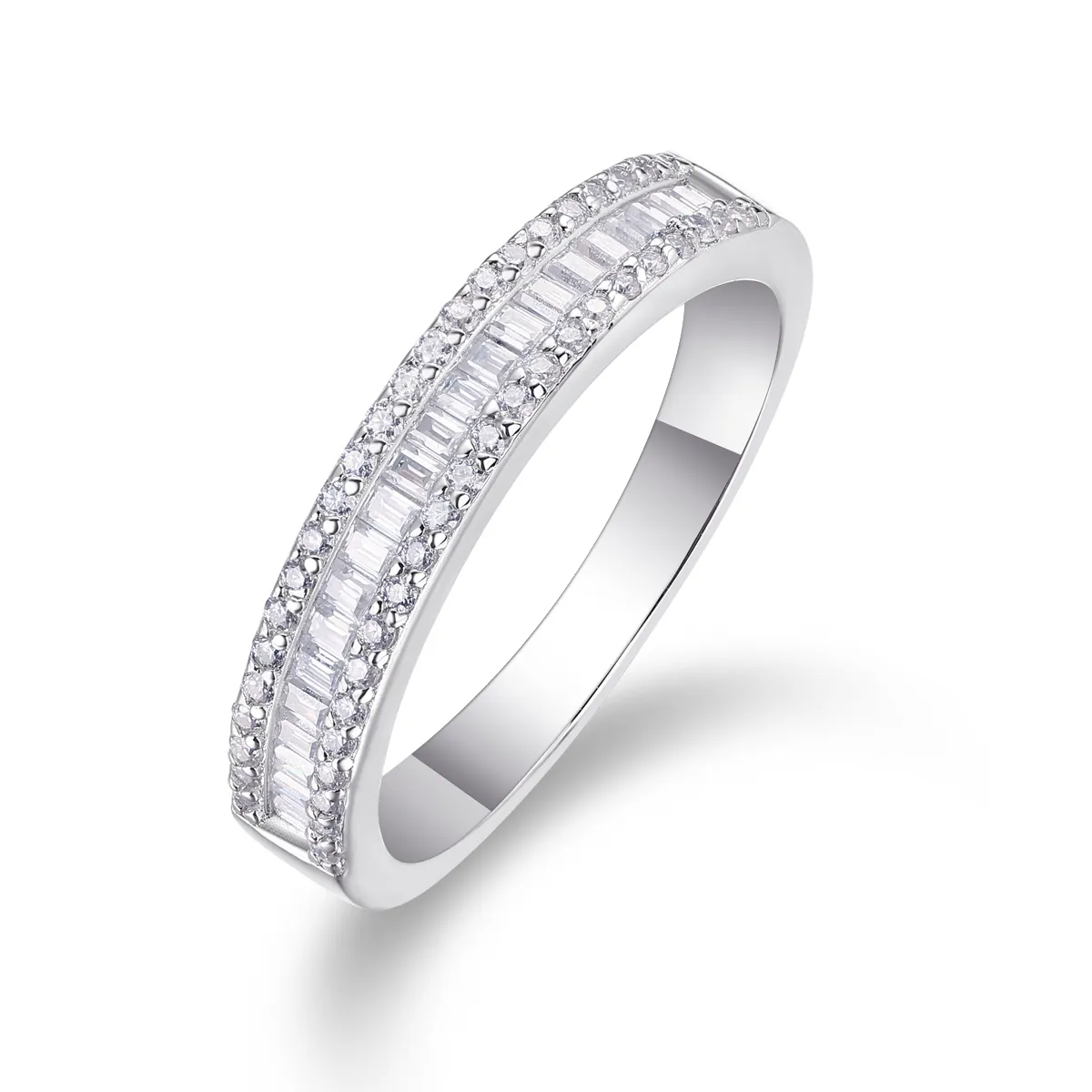 S925 Silver 2.8g Platinum Plated Moissanite Ring