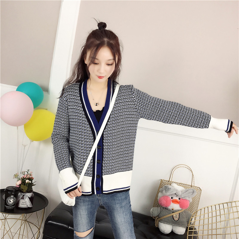 Title 1, Short loose student jacket sweater cardigan