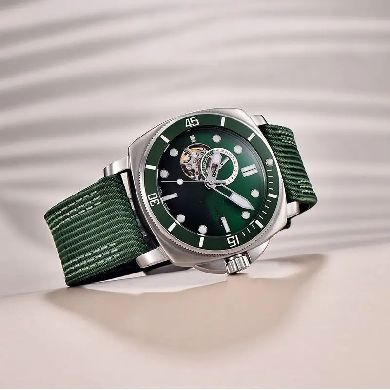 Fully Automatic Mechanical Watch for Sports