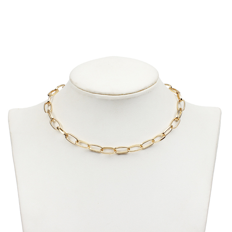 New Simple Metal Buckle Femininity Short Shiny Necklace