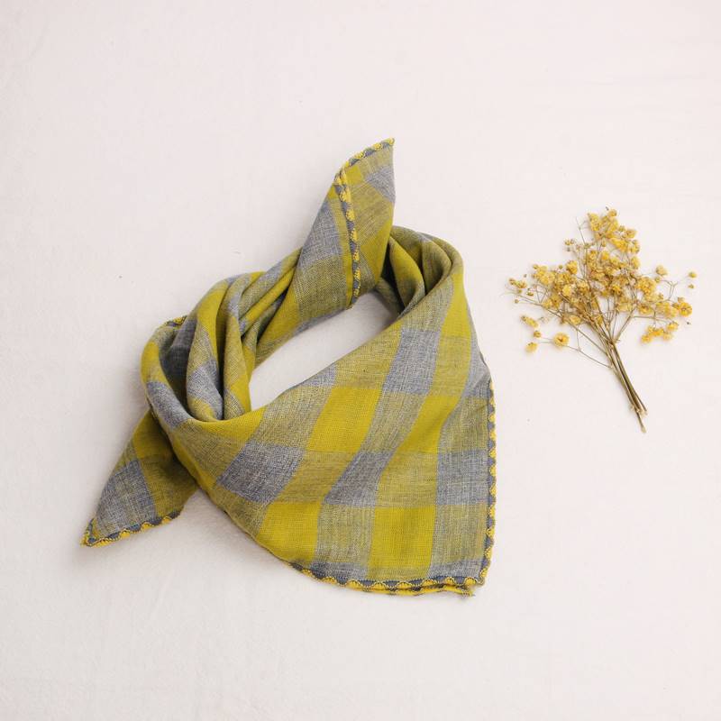 Large plaid yellow