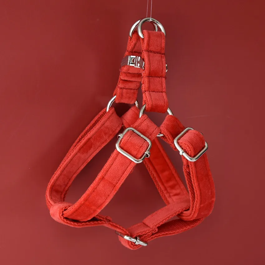 Red Flannel Gold Buckle Dog Harness Pet Supplies Pet