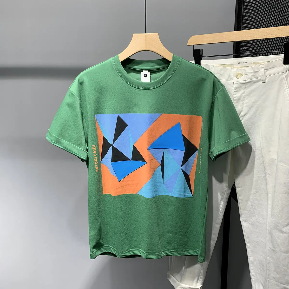 Top Color Block Contrast Round Neck Pullover For Men