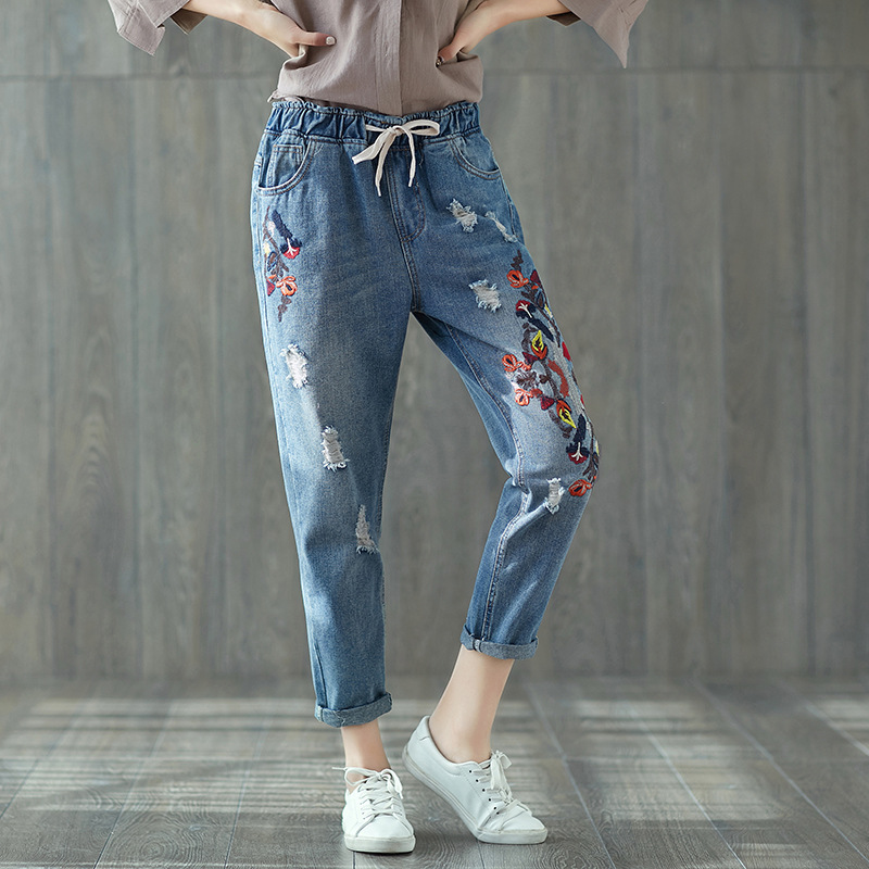 Artistic Embroidery Loose All-match Ripped Elastic Waist Cropped Jeans