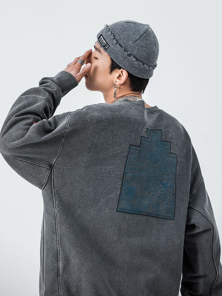 Washed Batik Loose Dark Grey Round Neck Men's Sweater