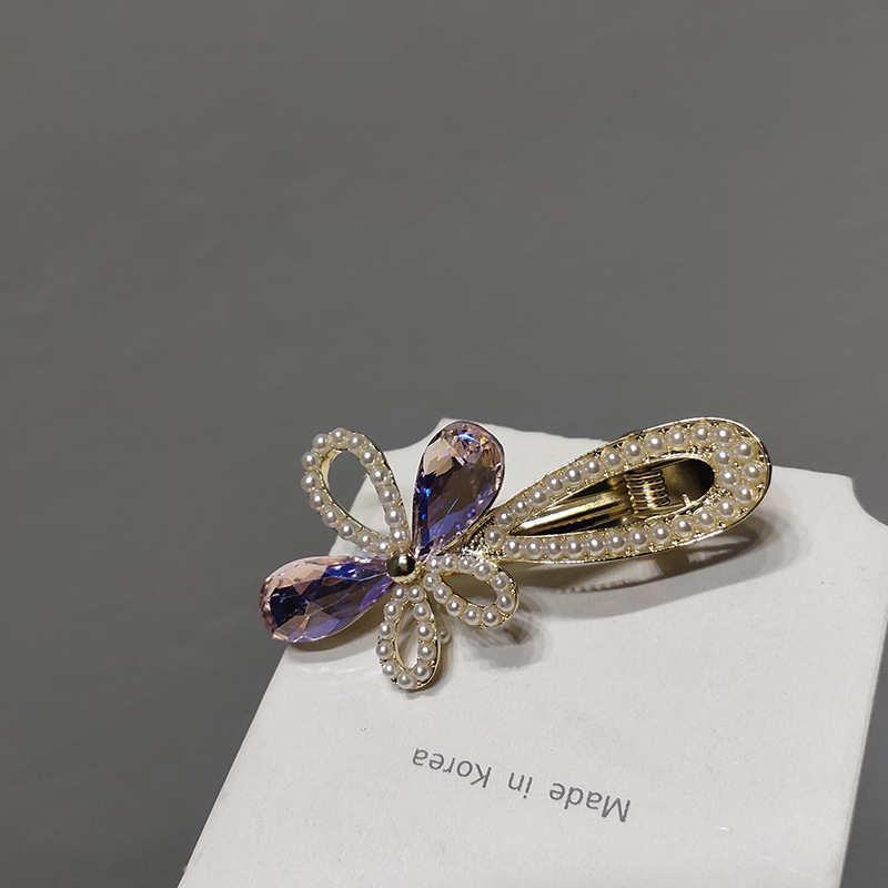 Metal Grab Clip Sweet And Simple Crystal Daisy Korean Elegant Hair Catch Summer Duckbill Clip - Shop at LoveMi