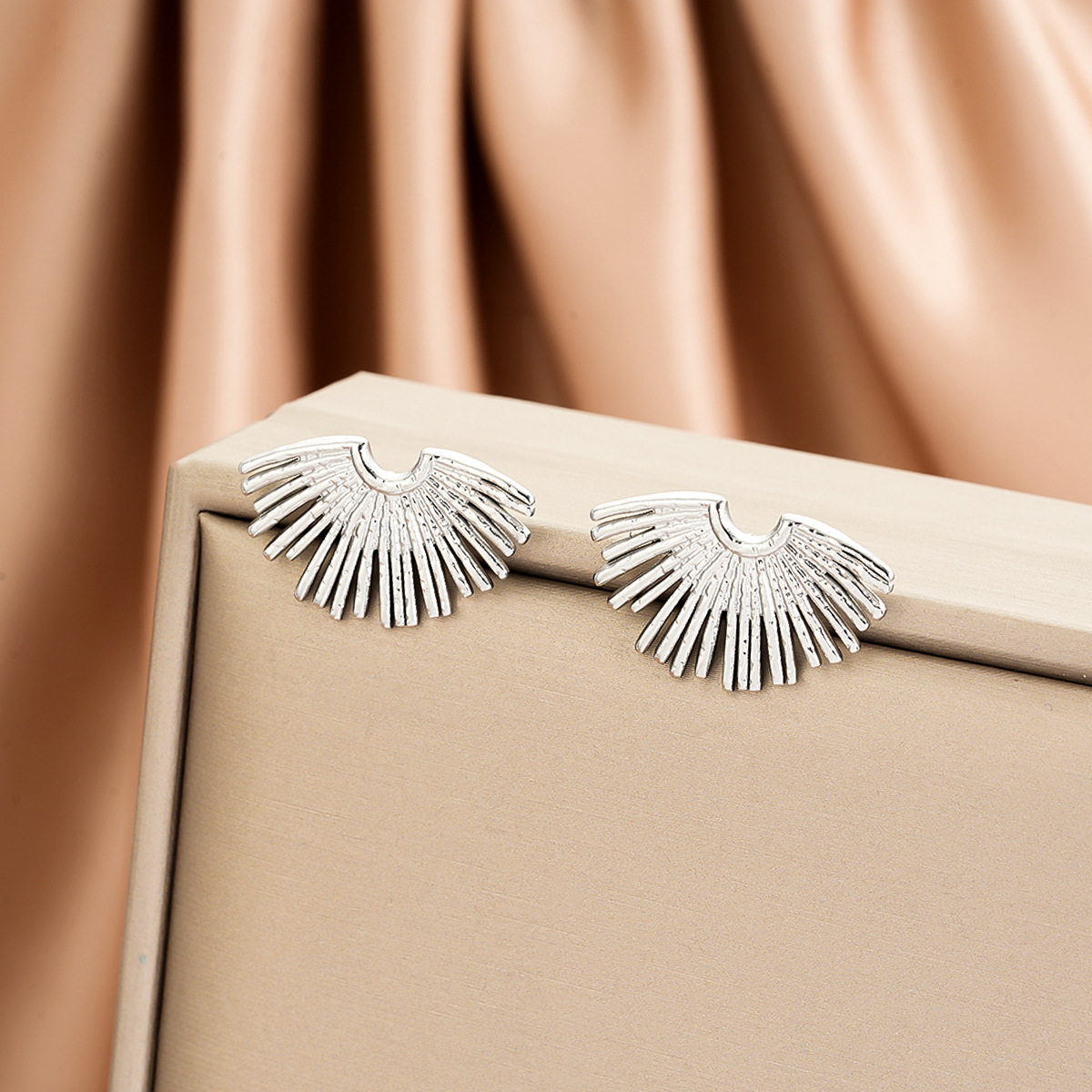 Style 22-1 Pair preview