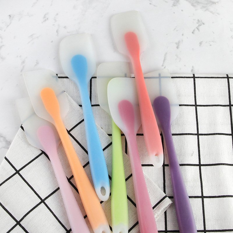 Title 1, Spatule en silicone translucide pour gâteaux et...