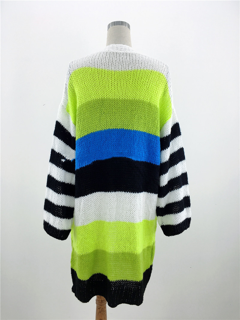 Title 6, Cardigan lungo in maglia a righe arcobaleno a c...